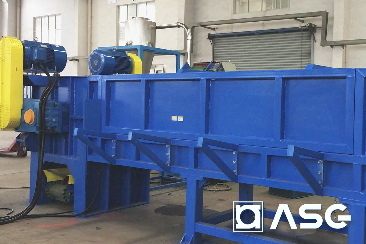 Extruded Plastic Pipe Shredder System - Plastic Recycling Machines